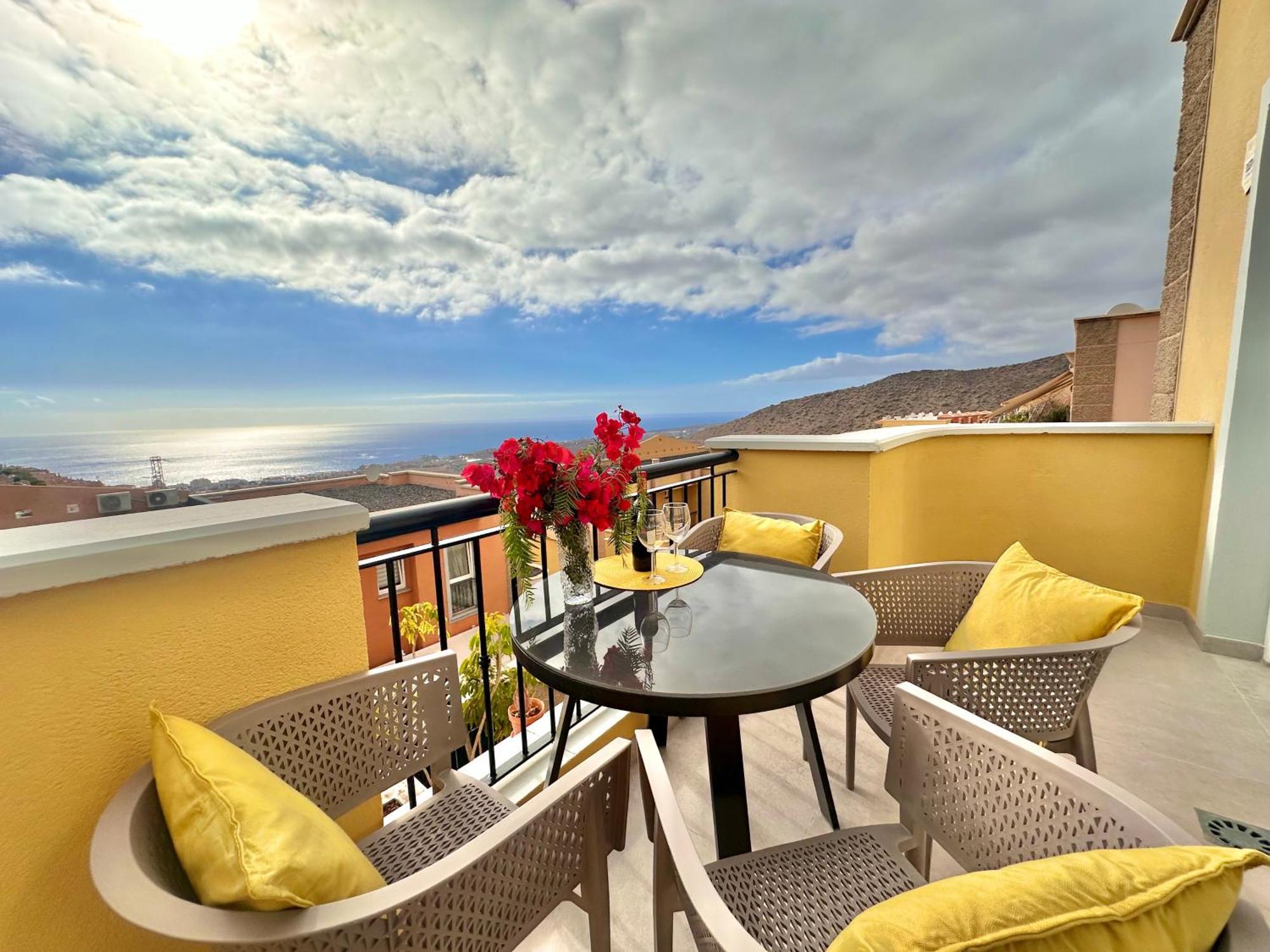 Sunshine Apartment With Sea Viev Costa Adeje  Zewnętrze zdjęcie